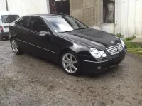 Coupé Mercedes C220 – Réparation et peinture complète (4)