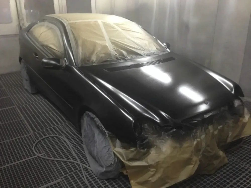 Coupé Mercedes C220 – Réparation et peinture complète (5)