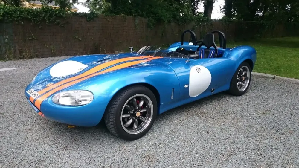 Ginetta G20 – Modification et peinture complète (2)