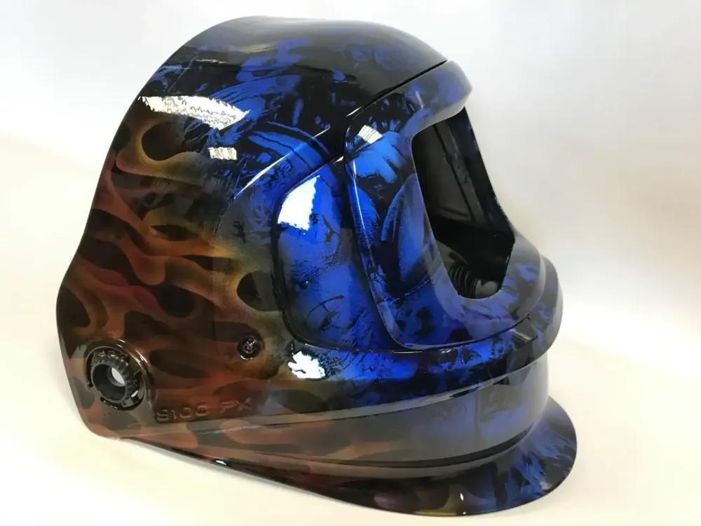 Hydrographie & aérographie sur cagoule de soudure -2