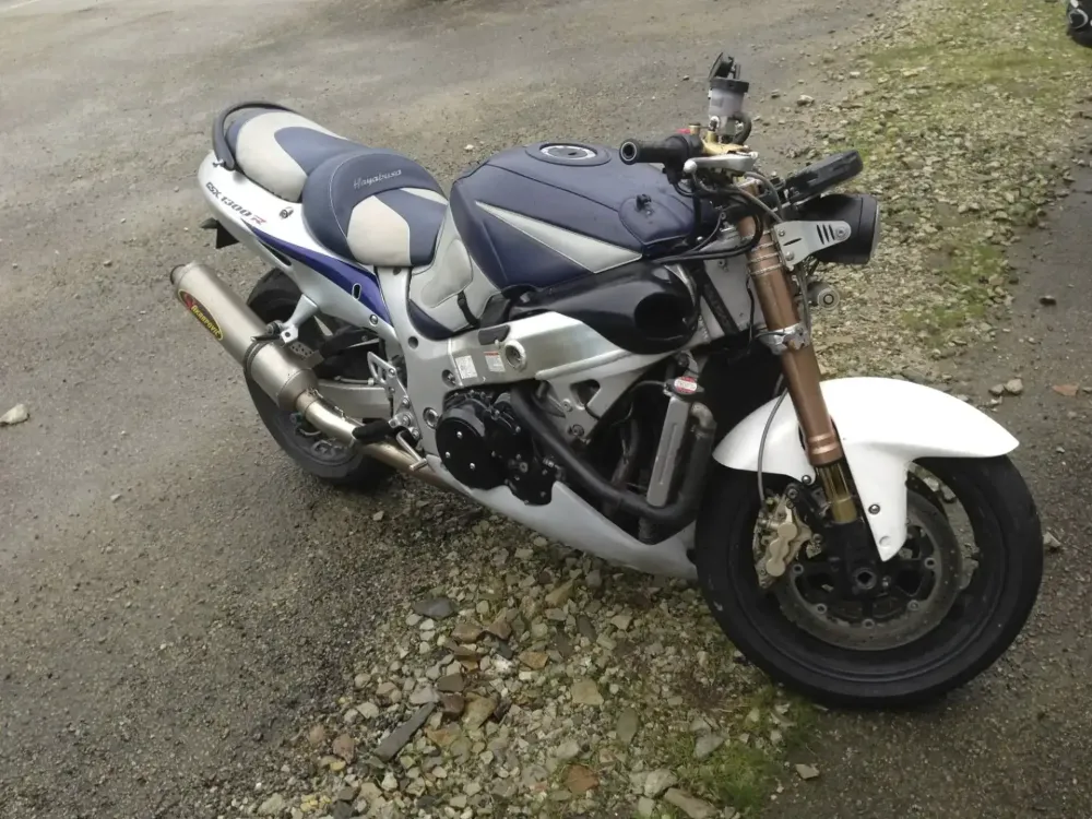 Suzuki Hayabusa 1300 – Personnalisation street (7)