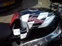 ZX7R Réparation et décoration (3)