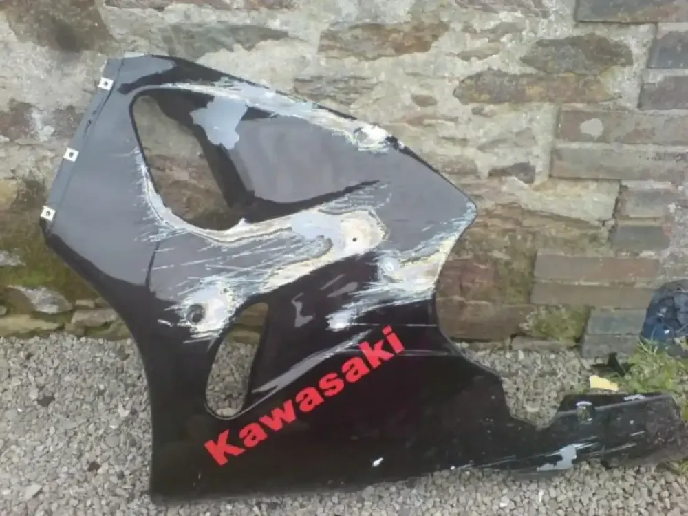 ZX7R Réparation et décoration (4)