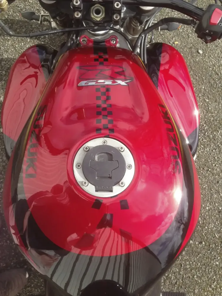 Suzuki Hayabusa 1300 – Personnalisation street (20)