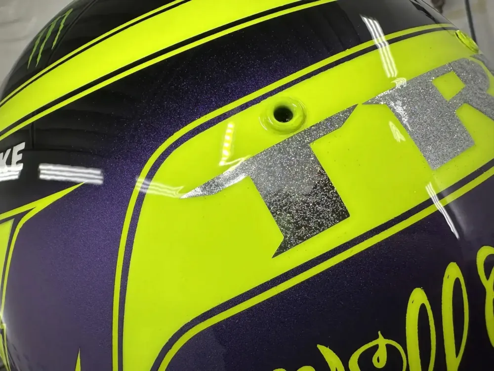 Casque Hamilton Mercedes 2022 – Jaune fluo mat (29)
