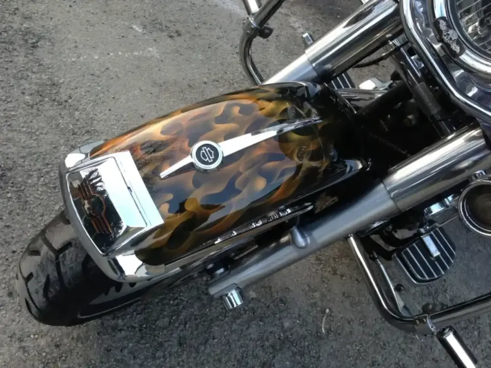 Harley Davidson – Aérographie tête de mort flamming (20)