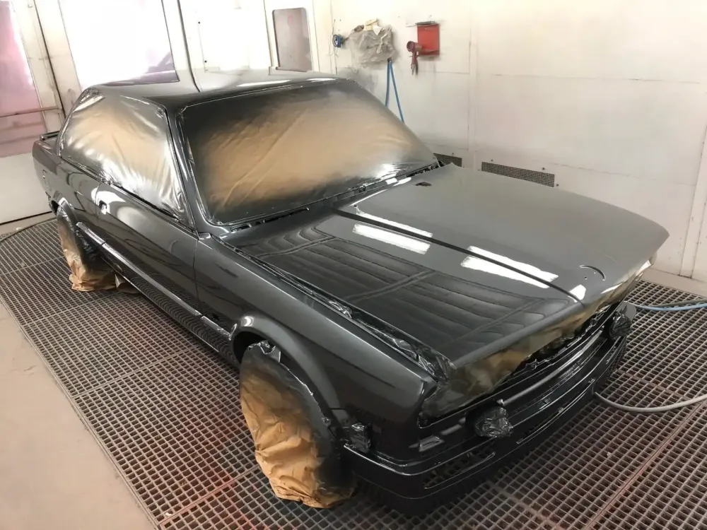 BMW E30 – Restauration et peinture complète (11)