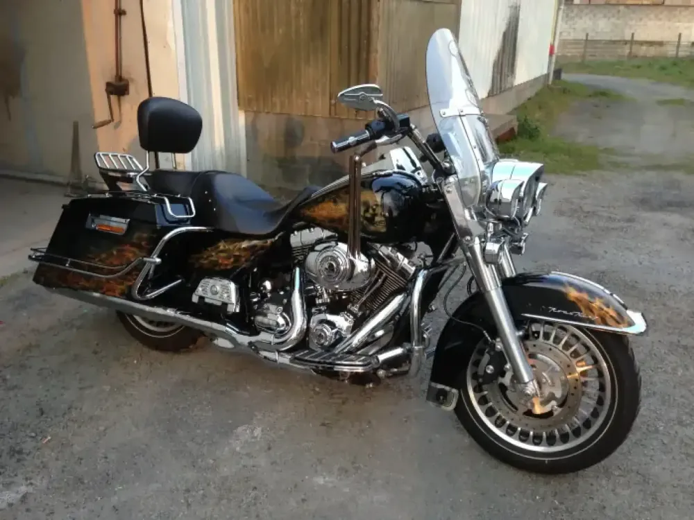 Harley Davidson – Aérographie tête de mort flamming (6)