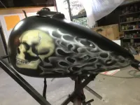 Harley Davidson – Aérographie tête de mort flamming (19)