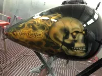 Harley Davidson – Aérographie tête de mort flamming (21)