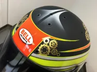 Casque karting – Fluo mat brillant & feuilles d’or (21)