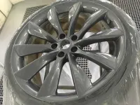 Tesla – Peinture de jantes (5)