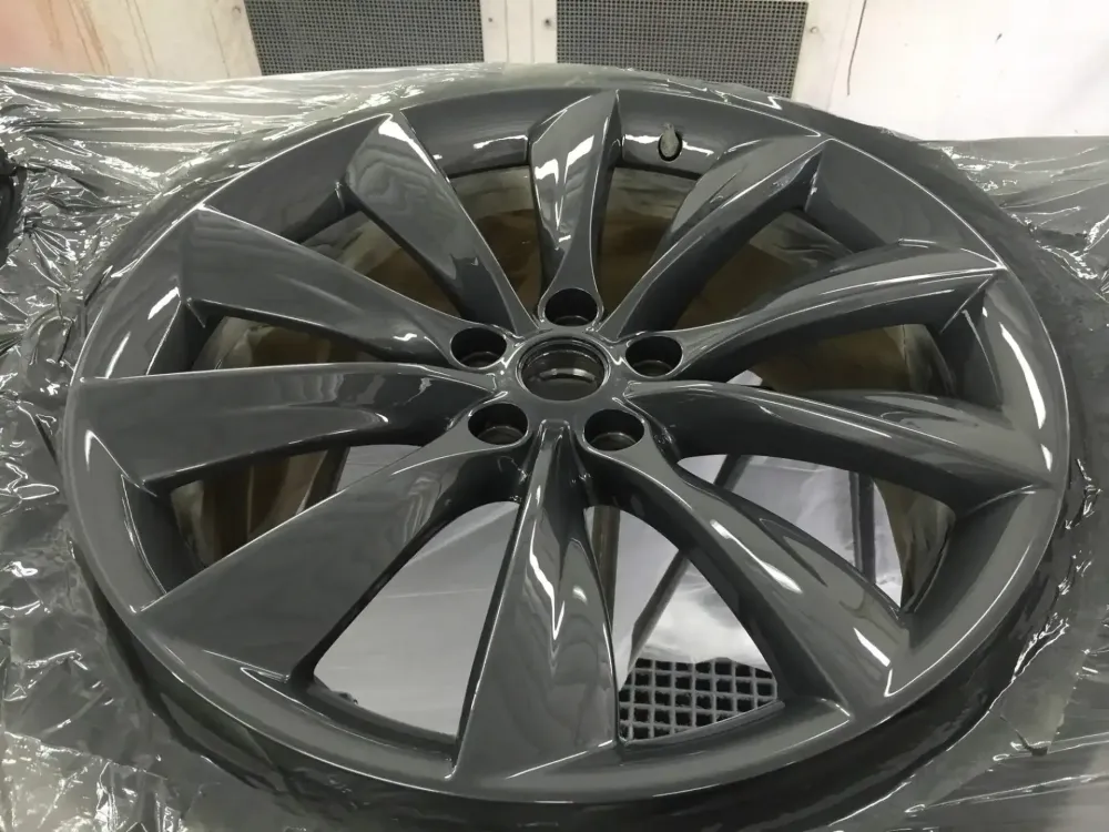 Tesla – Peinture de jantes (8)