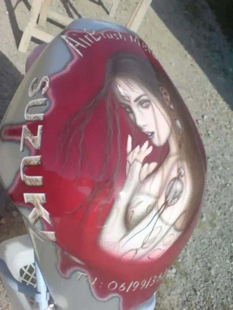 Airbrush métal – Réservoir publicitaire (14)