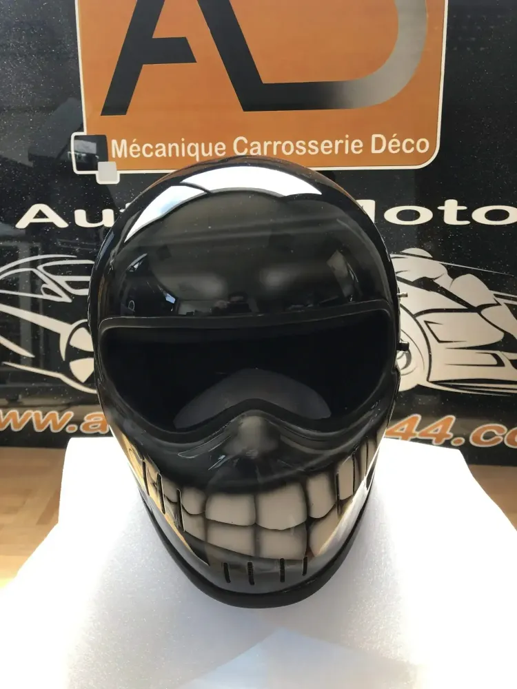 Casque – Aérographie mâchoire & cervelle (11)