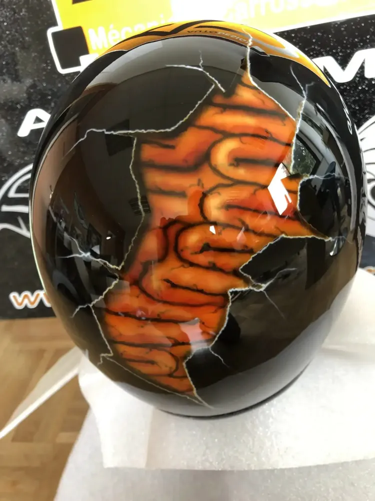 Casque – Aérographie mâchoire & cervelle (8)