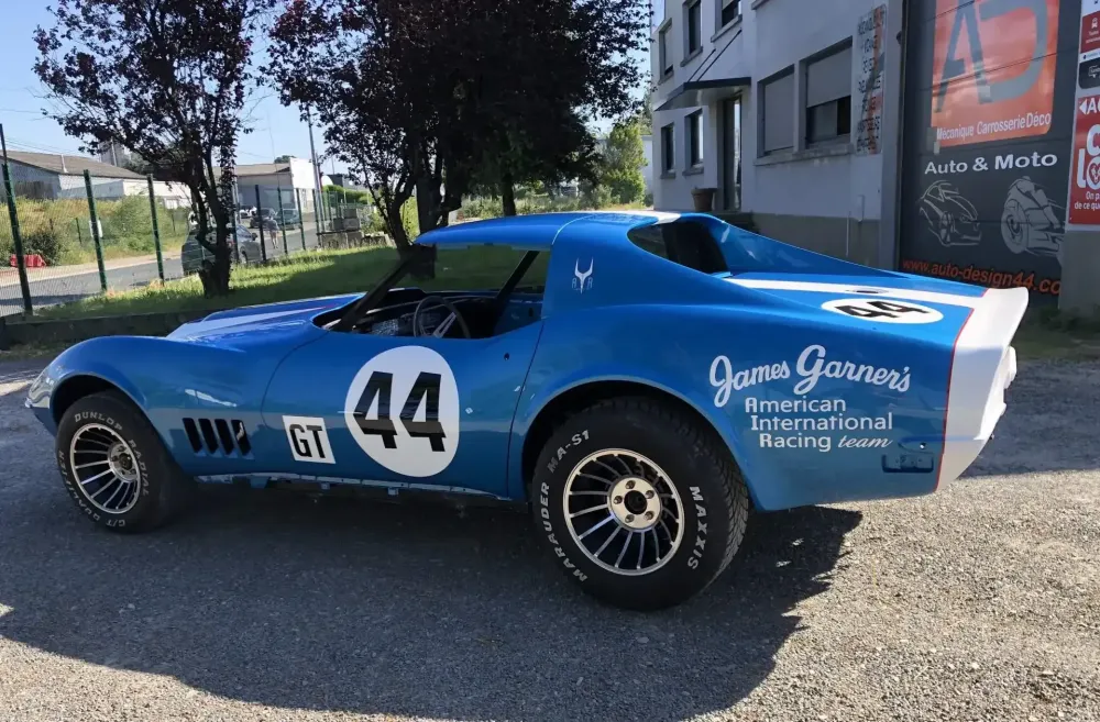 Peinture de carrosserie automobile