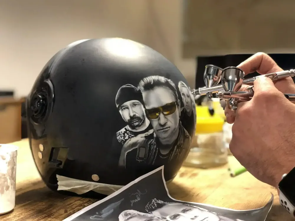 Casque – Aérographie portraits U2 (27)