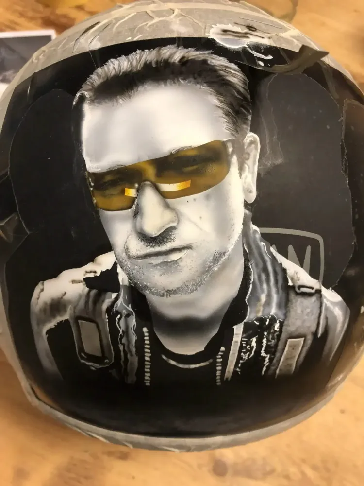Casque – Aérographie portraits U2 (9)