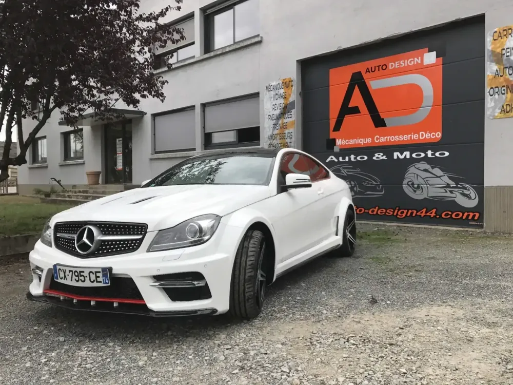 Mercedes Coupé C250 – Kit Black Series AMG-35