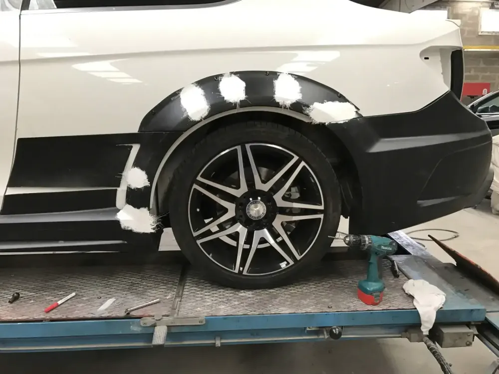 Mercedes Coupé C250 – Kit Black Series AMG-39