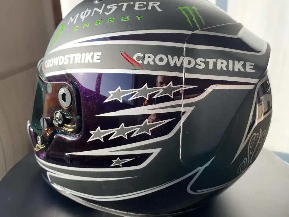 Casque Hamilton Mercedes 2021 – Noir mat & violet (29)