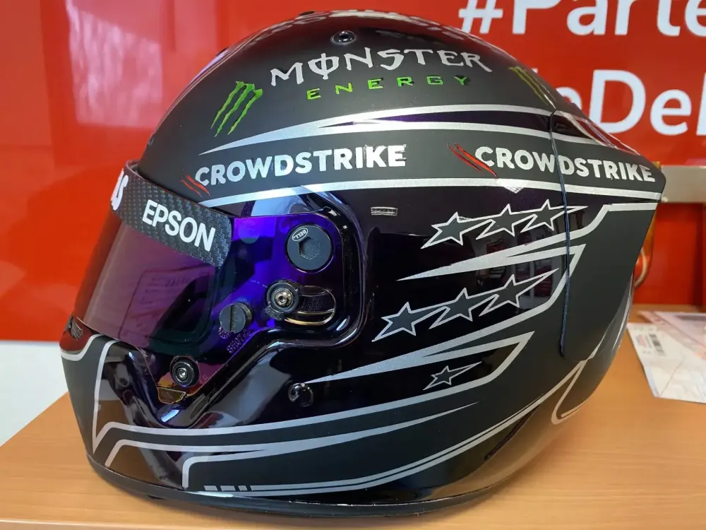 Casque Hamilton Mercedes 2021 – Noir mat & violet (25)