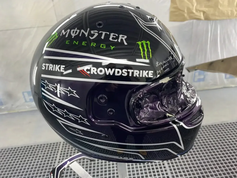 Casque Hamilton Mercedes 2021 – Noir mat & violet (23)