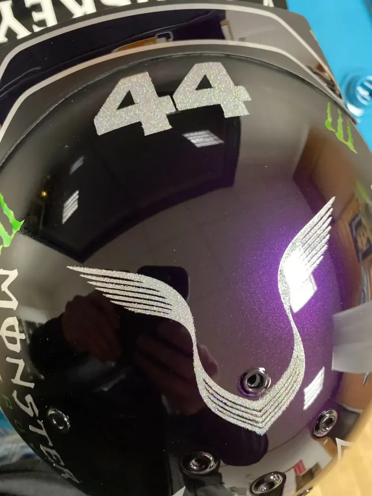 Casque Hamilton Mercedes 2021 – Noir mat & violet (17)