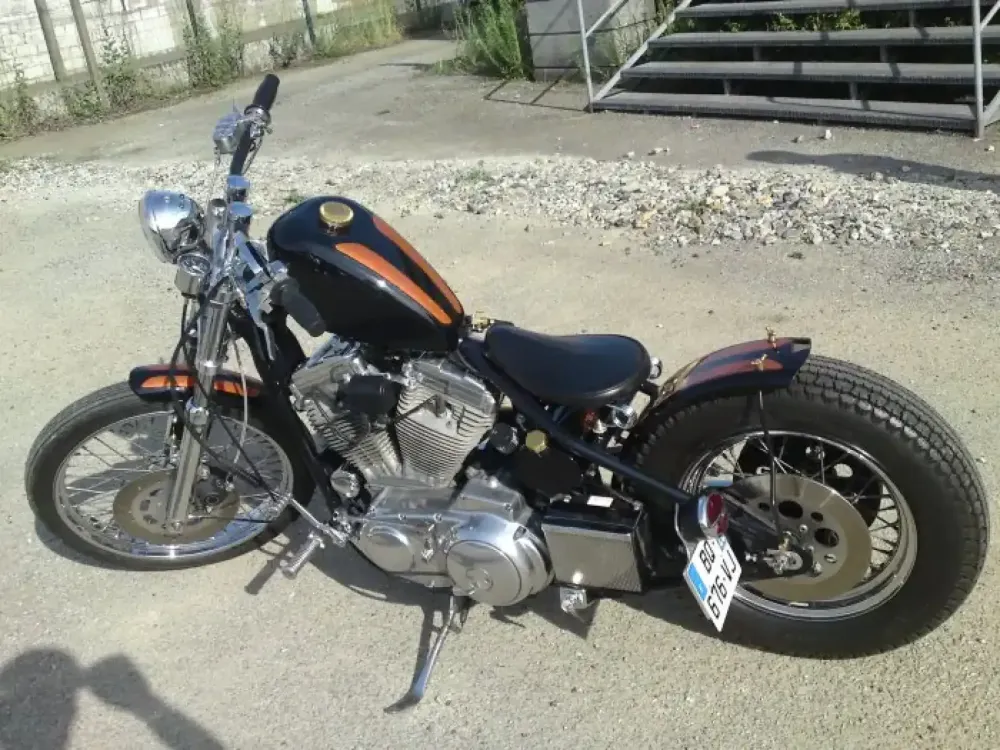 Harley Davidson – Peinture orange candy & paillettes or (2)