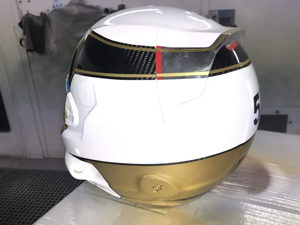 Casque compétition carbone – Or & blanc (34)