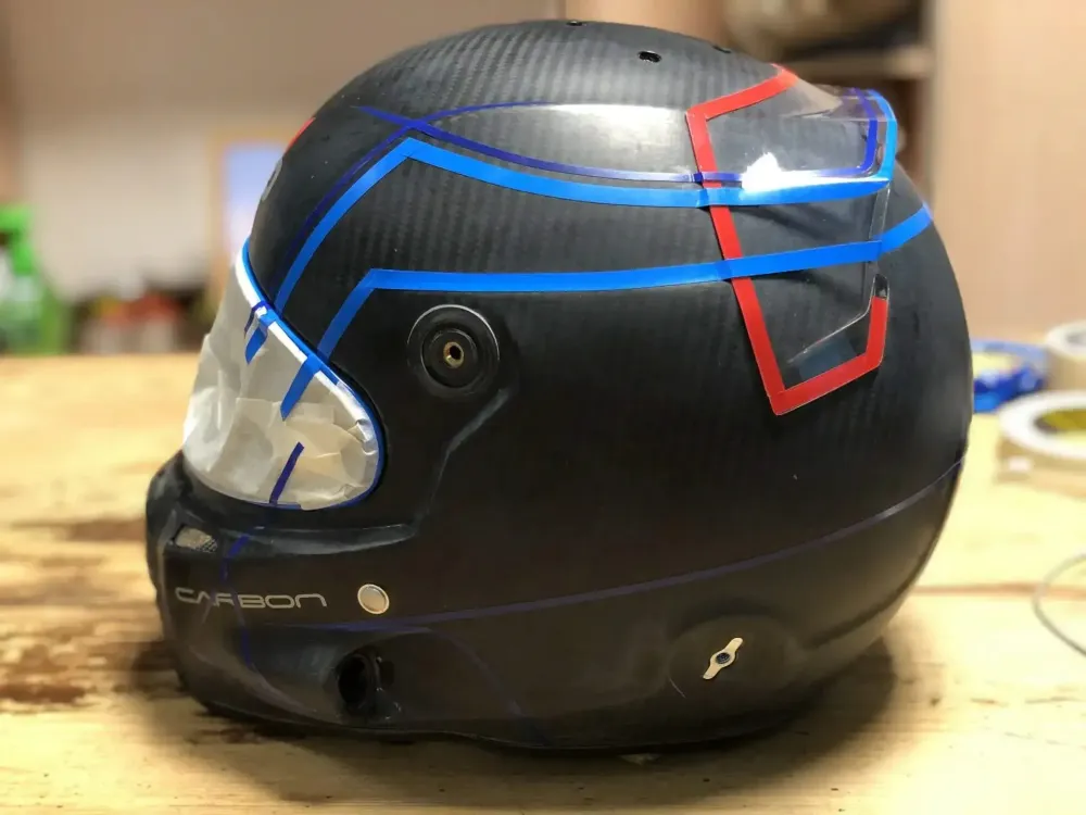 Casque compétition carbone – Or & blanc (31)