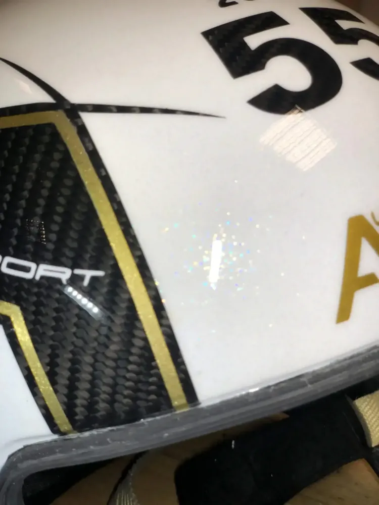 Casque compétition carbone – Or & blanc (18)