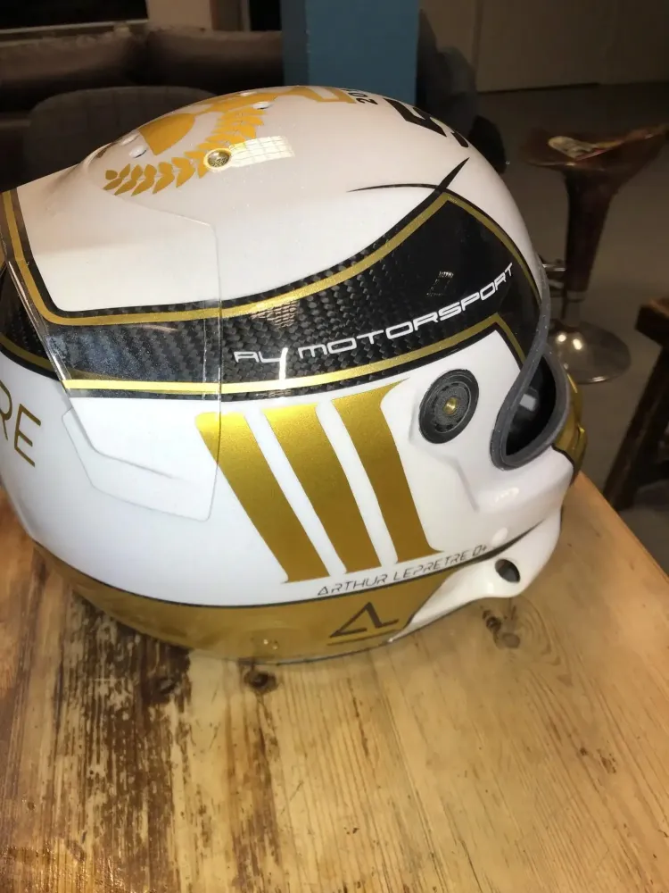 Casque compétition carbone – Or & blanc (21)