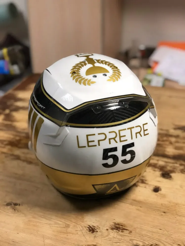 Casque compétition carbone – Or & blanc (11)