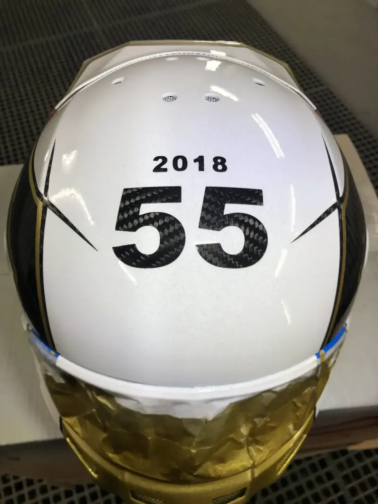 Casque compétition carbone – Or & blanc (9)