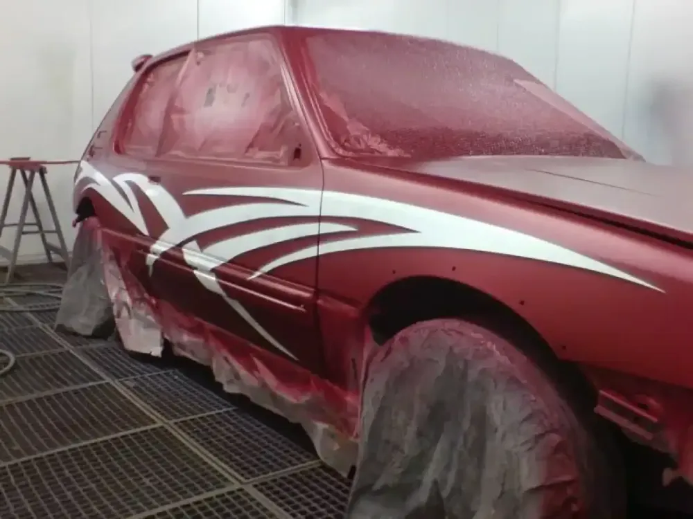 Peugeot 205 – Tuning complet & peinture déco (12)