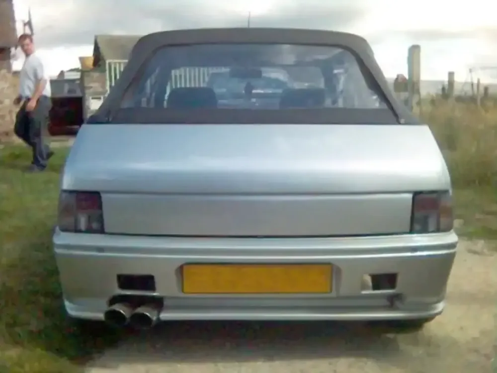 Peugeot 205 cabriolet – Grise (4)