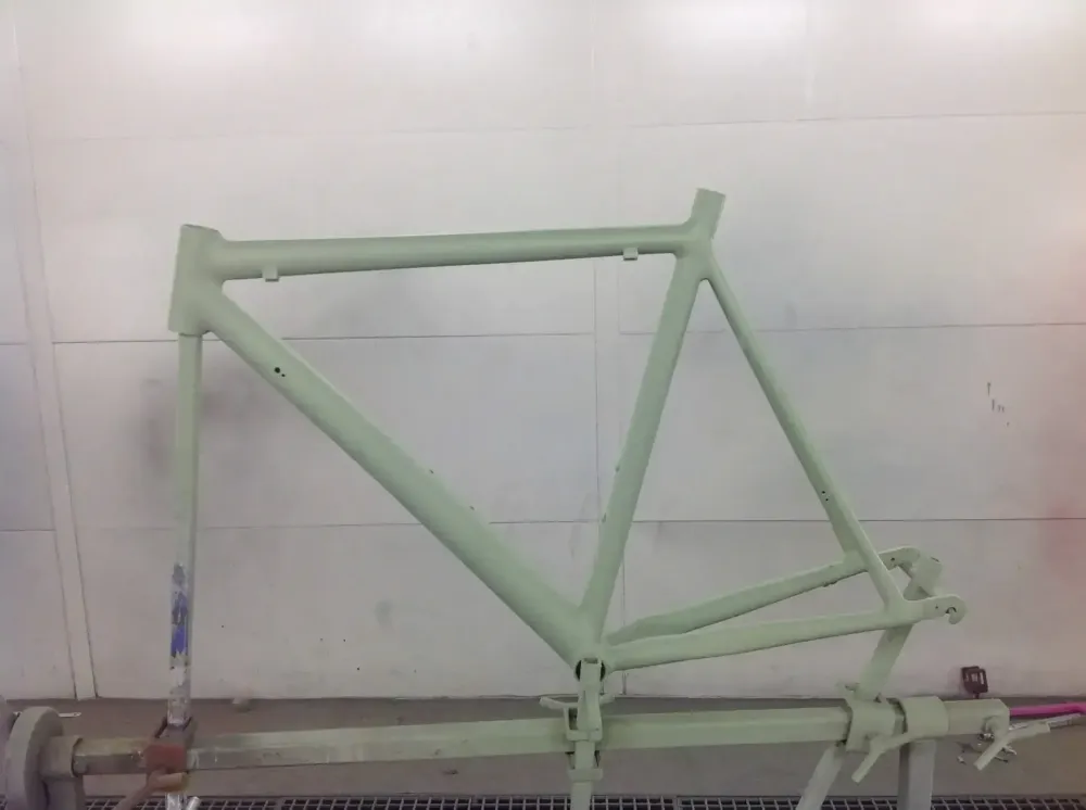 Cannondale – Déco peinture bleu sur bleu (18)