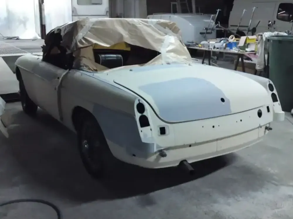MG B – Restauration complète, changement de couleur (Nantes  Châteaubriant 44) (9)