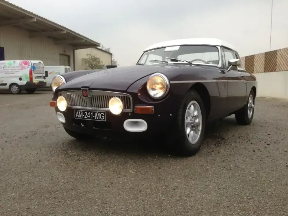 MG B – Restauration complète, changement de couleur (Nantes  Châteaubriant 44) (10)