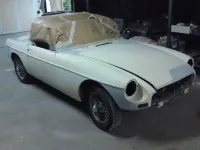 MG B – Restauration complète, changement de couleur (Nantes  Châteaubriant 44) (19)