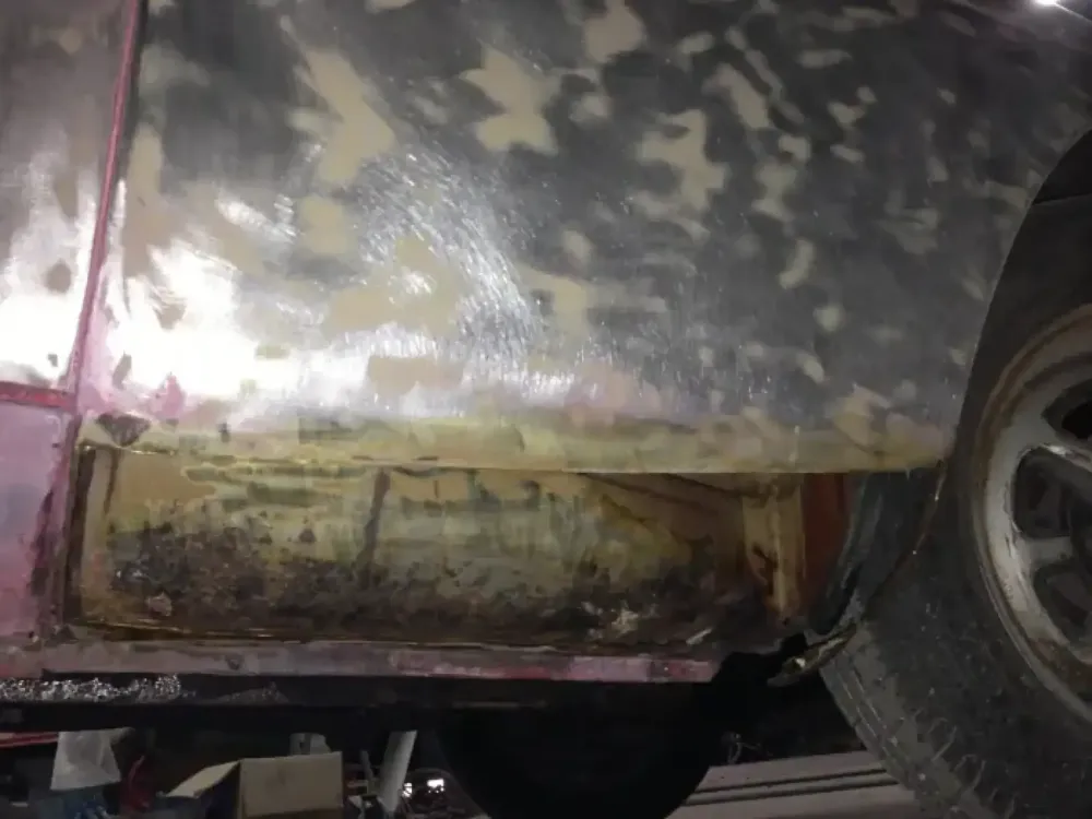 MG B – Restauration complète rouge (Nantes  Châteaubriant 44) (3)