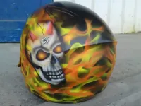 Casque diable flamming carizzma 8