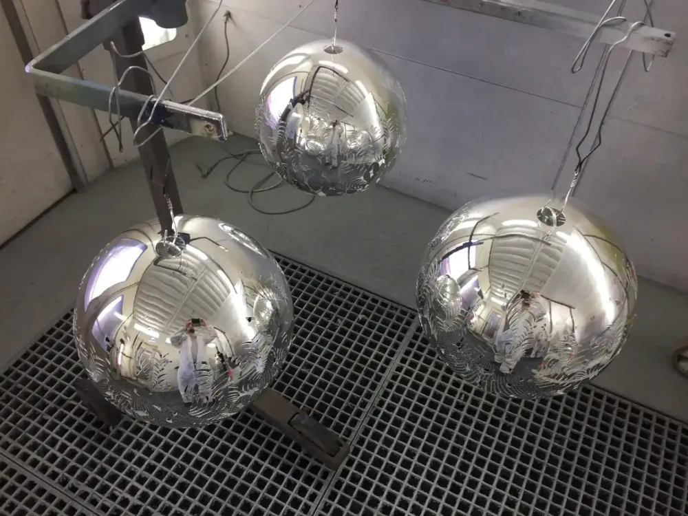 Boules de Noël Yves Rocher Paris 14