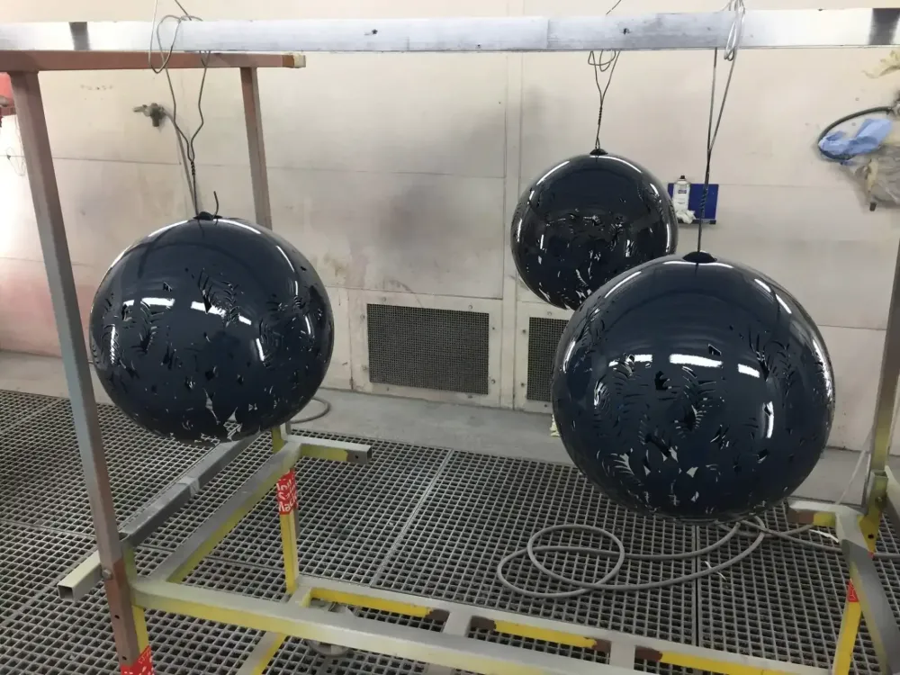 Boules de Noël Yves Rocher Paris 12