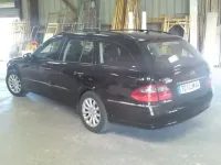 Mercedes Break noir – Expertise et réparation peinture (3)