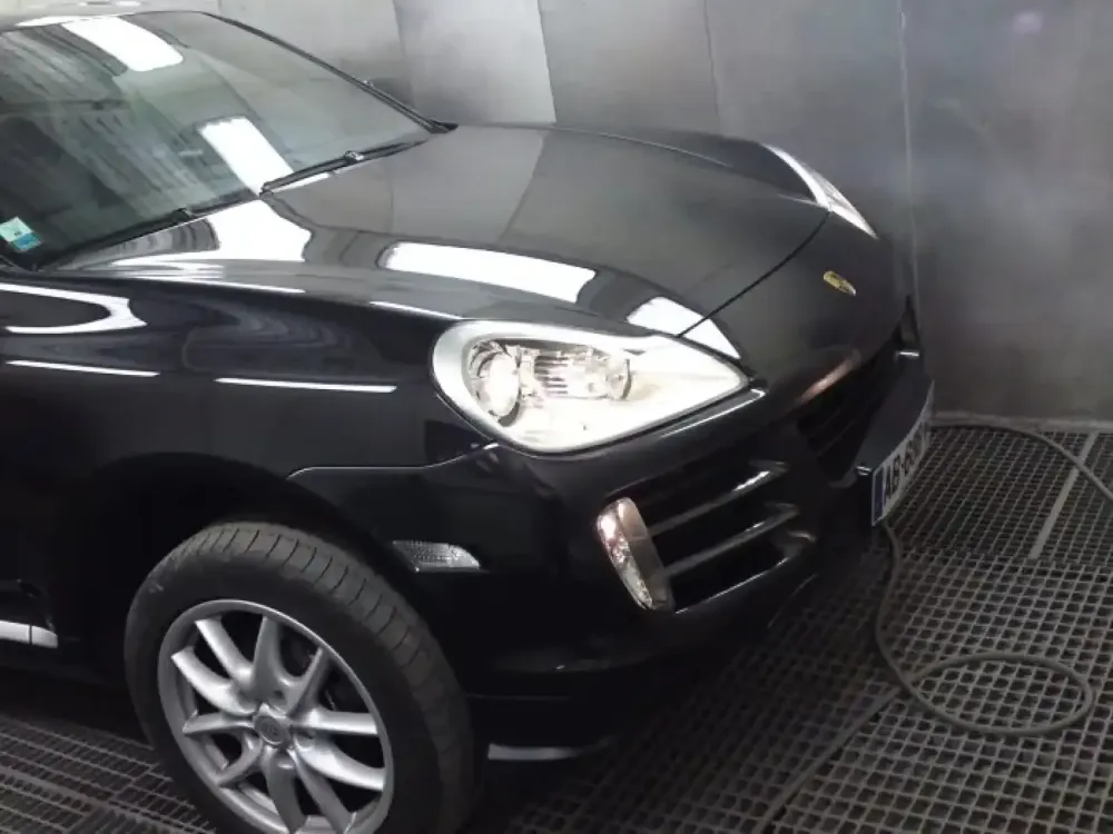 Porsche Cayenne – Réparation carrosserie peinture (3)