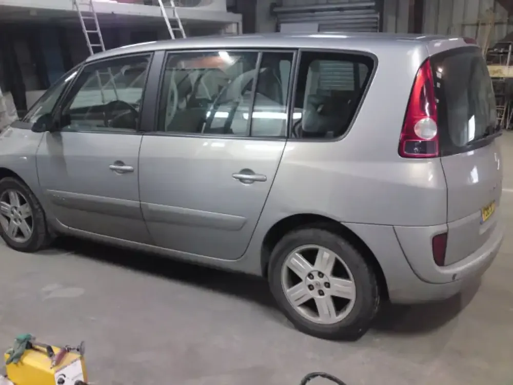 Renault Espace – Carrosserie peinture (Châteaubriant) (2)