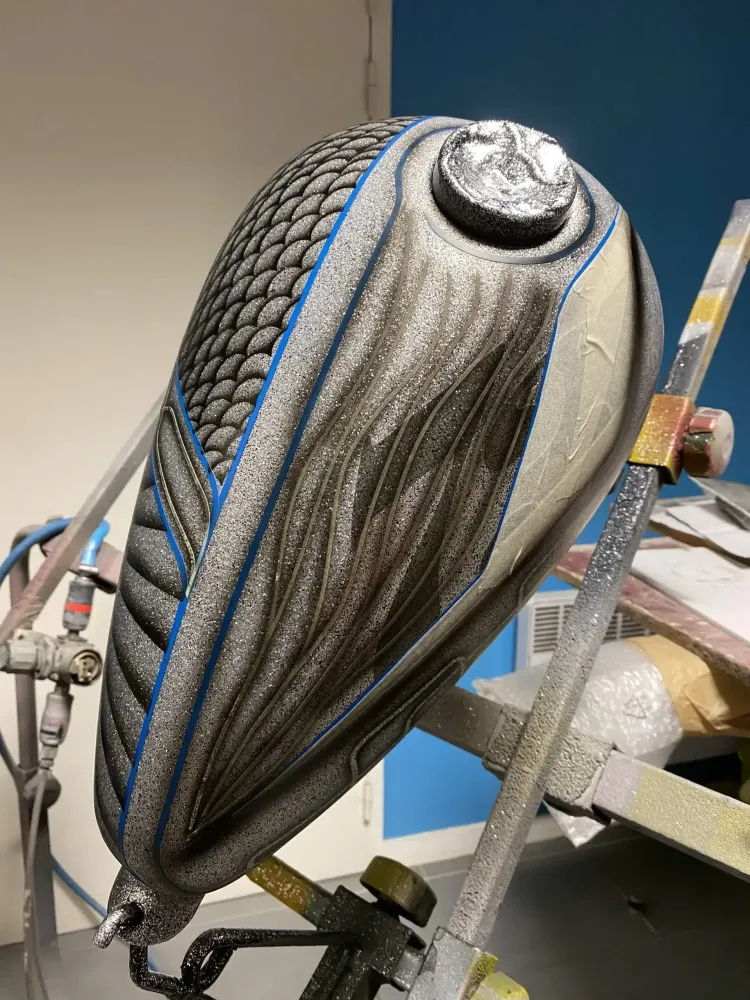 Harley Chopper – Metal flakes, candy et feuilles d’or (5)